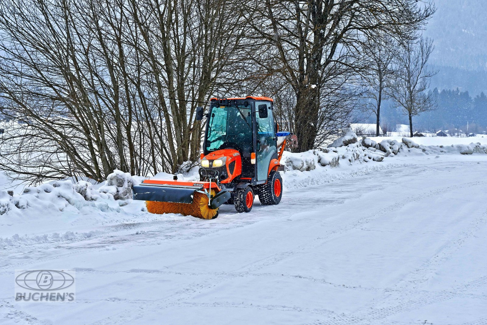Kommunaltraktor des Typs Kubota BX231 Winterdienstpaket, Neumaschine in Olpe (Bild 9)