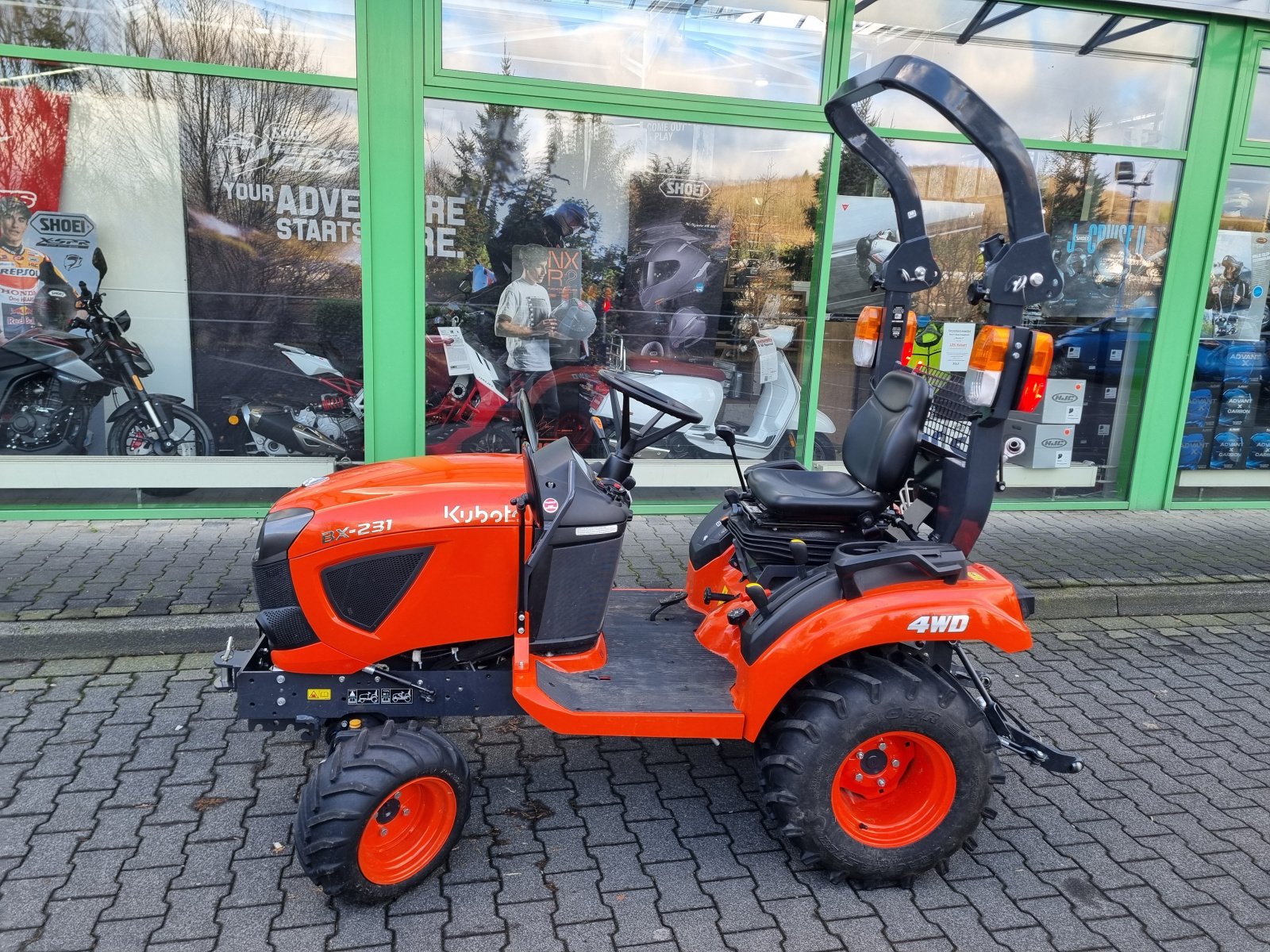 Kommunaltraktor typu Kubota BX231, Gebrauchtmaschine w Olpe (Zdjęcie 12)