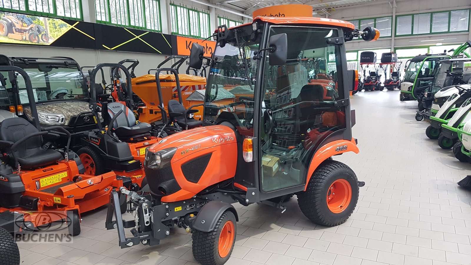 Kommunaltraktor des Typs Kubota BX261 CAB, Neumaschine in Olpe (Bild 1)
