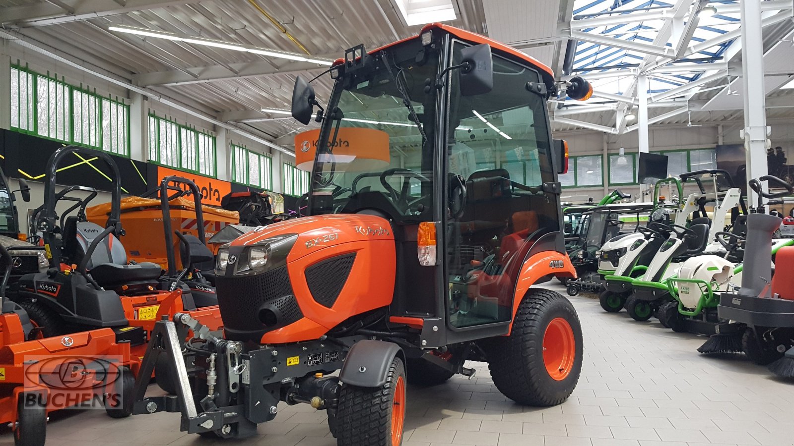 Kommunaltraktor des Typs Kubota BX261 CAB, Neumaschine in Olpe (Bild 4)