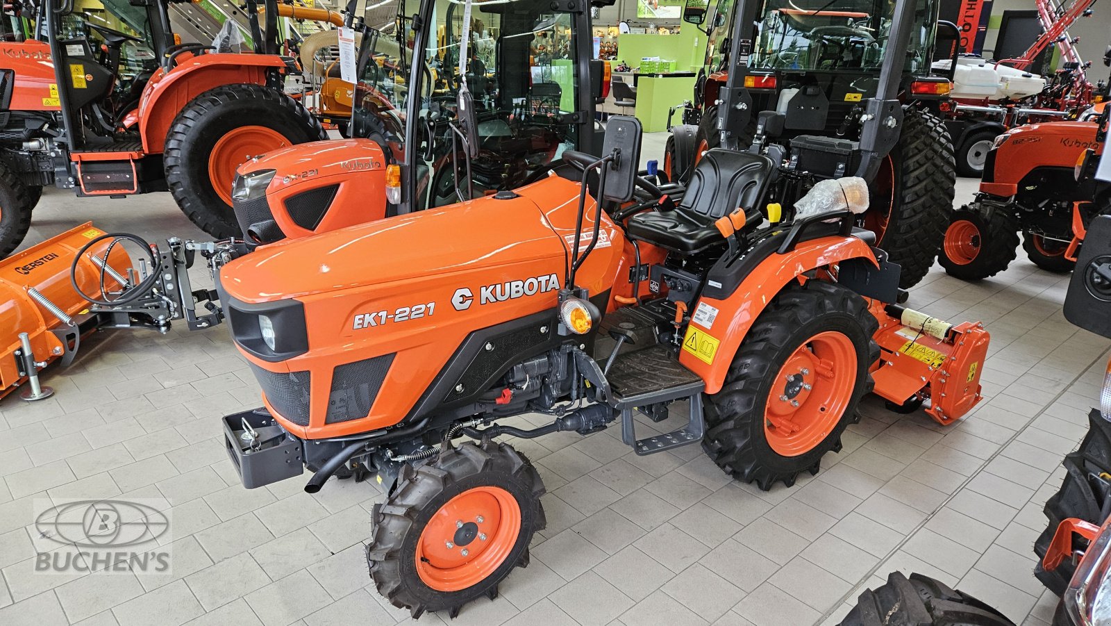 Kommunaltraktor des Typs Kubota EK1-221 inkl. Bodenfräse, Neumaschine in Olpe (Bild 4)