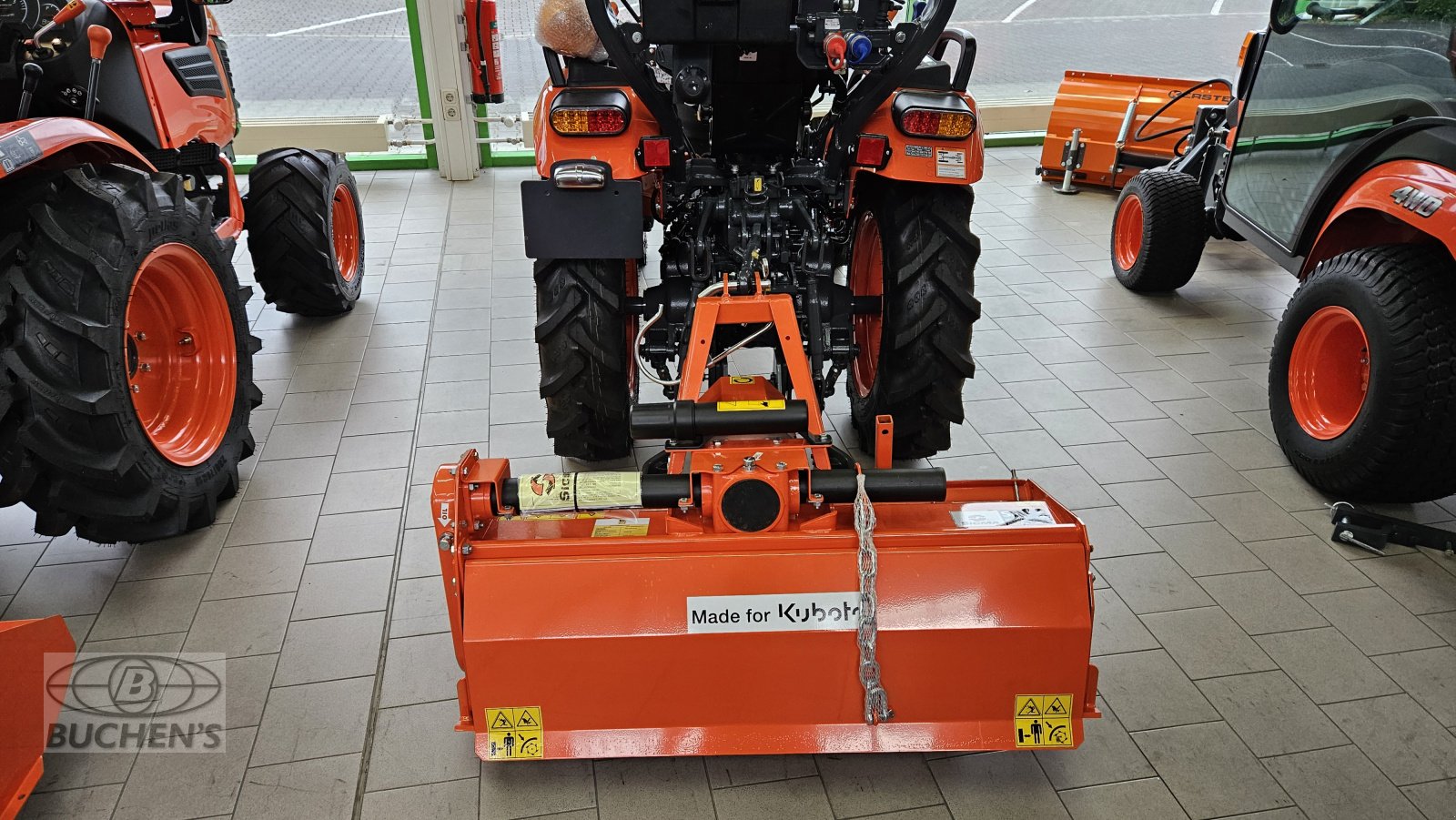 Kommunaltraktor des Typs Kubota EK1-221 inkl. Bodenfräse, Neumaschine in Olpe (Bild 8)
