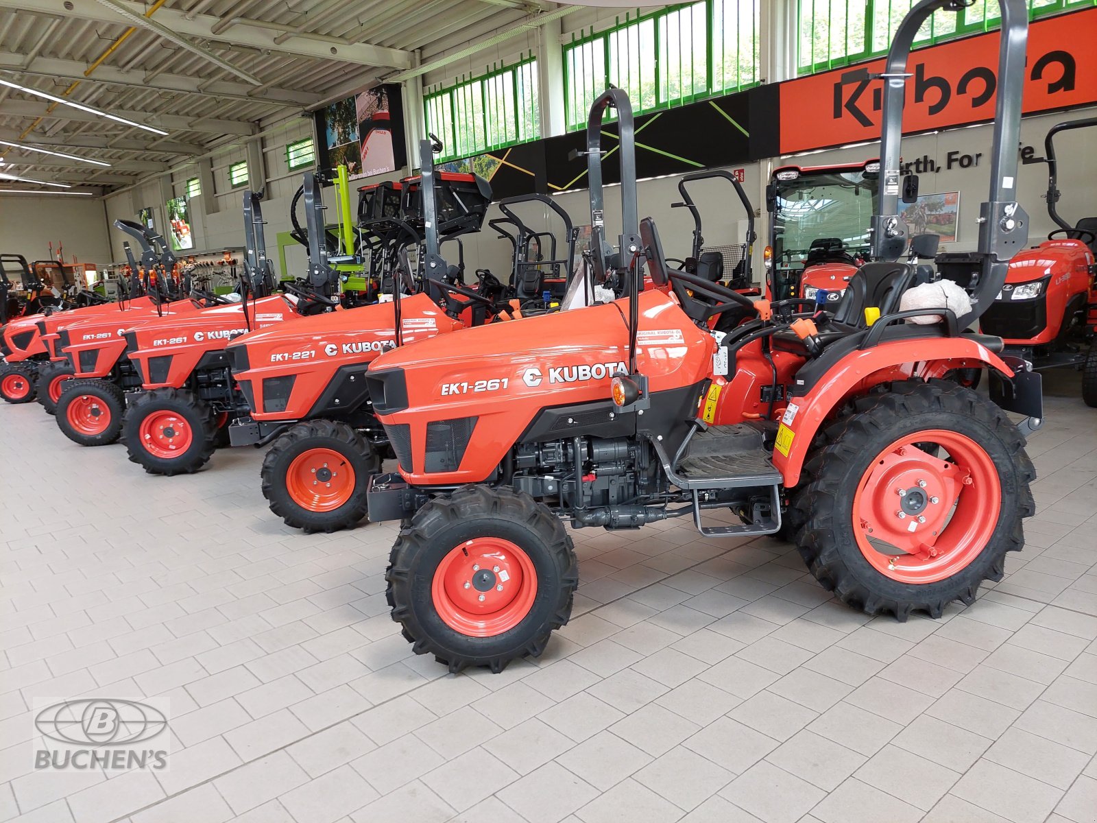 Kommunaltraktor des Typs Kubota EK1-221 inkl. Bodenfräse, Neumaschine in Olpe (Bild 2)
