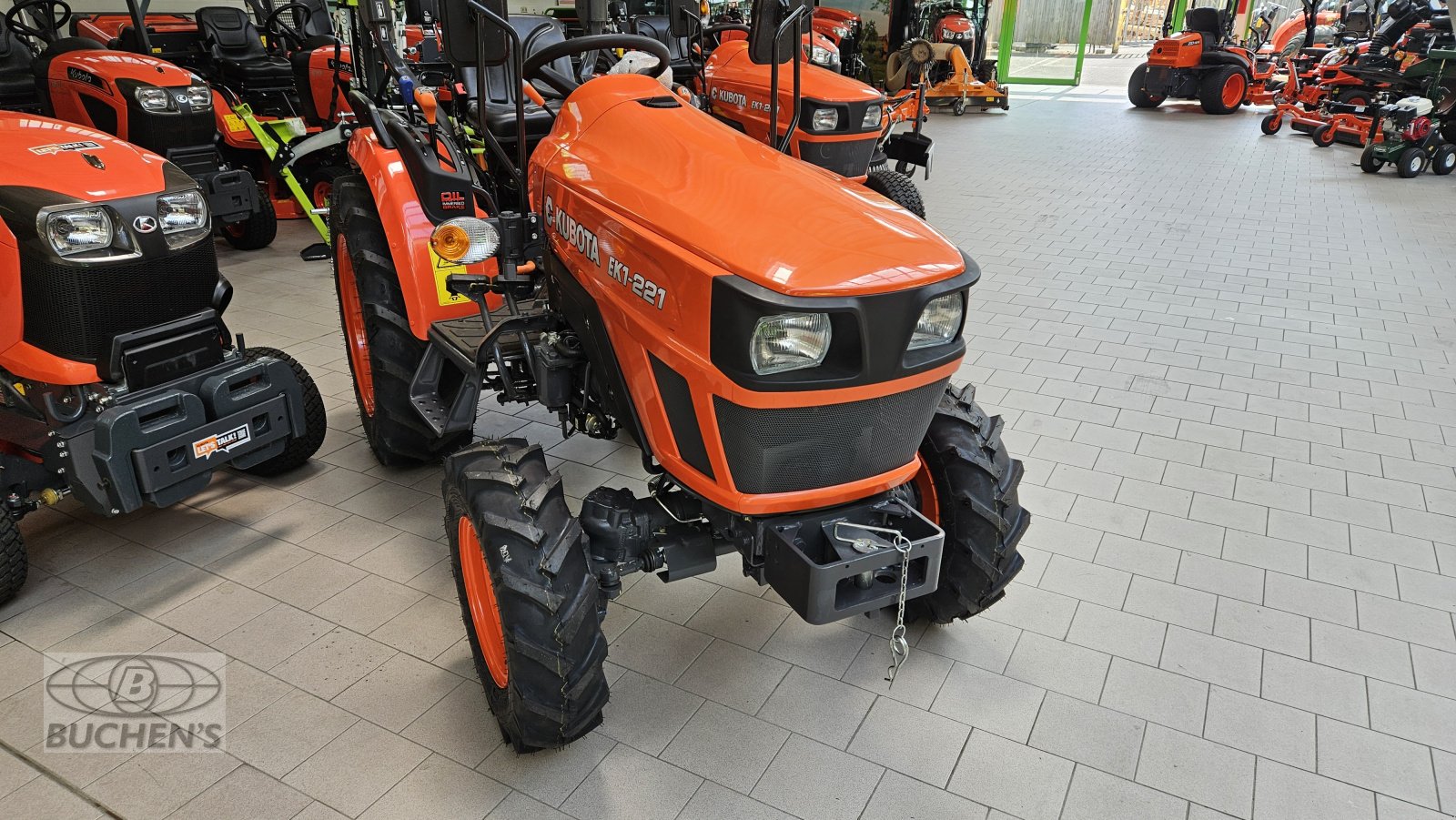 Kommunaltraktor typu Kubota EK1-221, Neumaschine v Olpe (Obrázek 10)