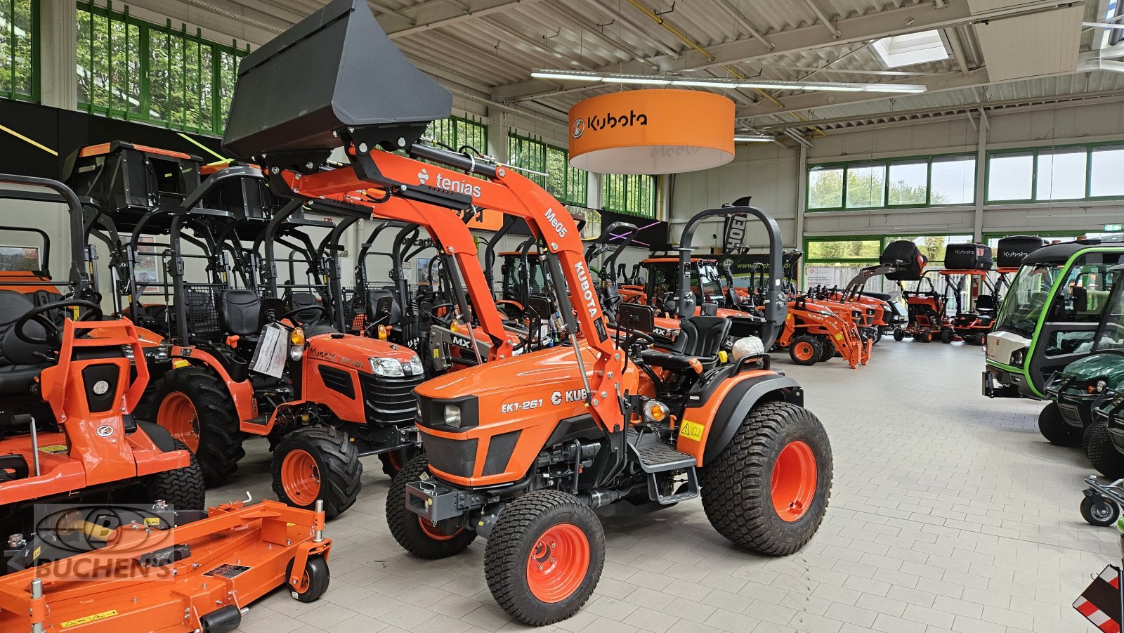Kommunaltraktor des Typs Kubota EK1-261, Neumaschine in Olpe (Bild 12)