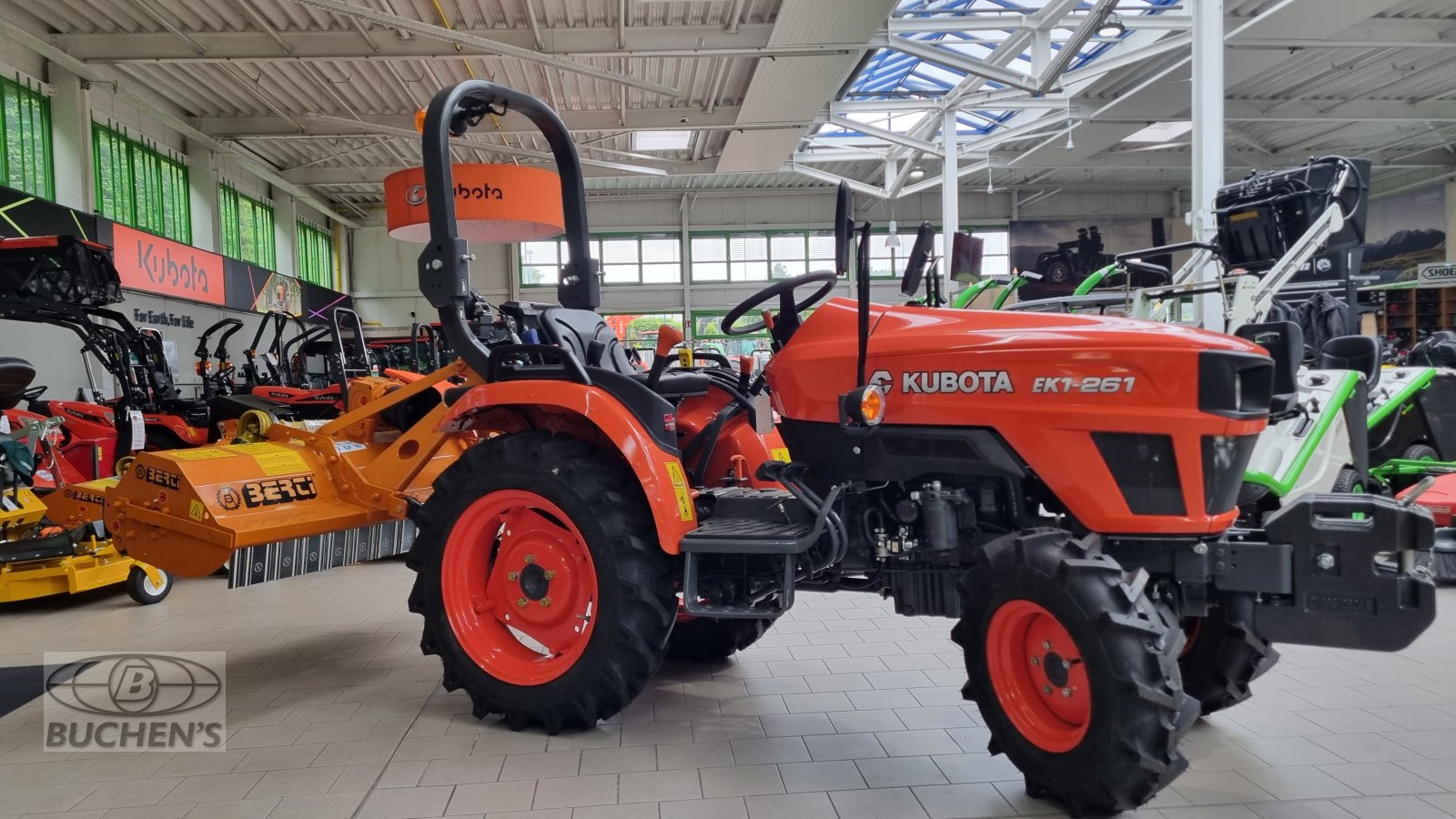 Kommunaltraktor des Typs Kubota EK1-261, Neumaschine in Olpe (Bild 9)