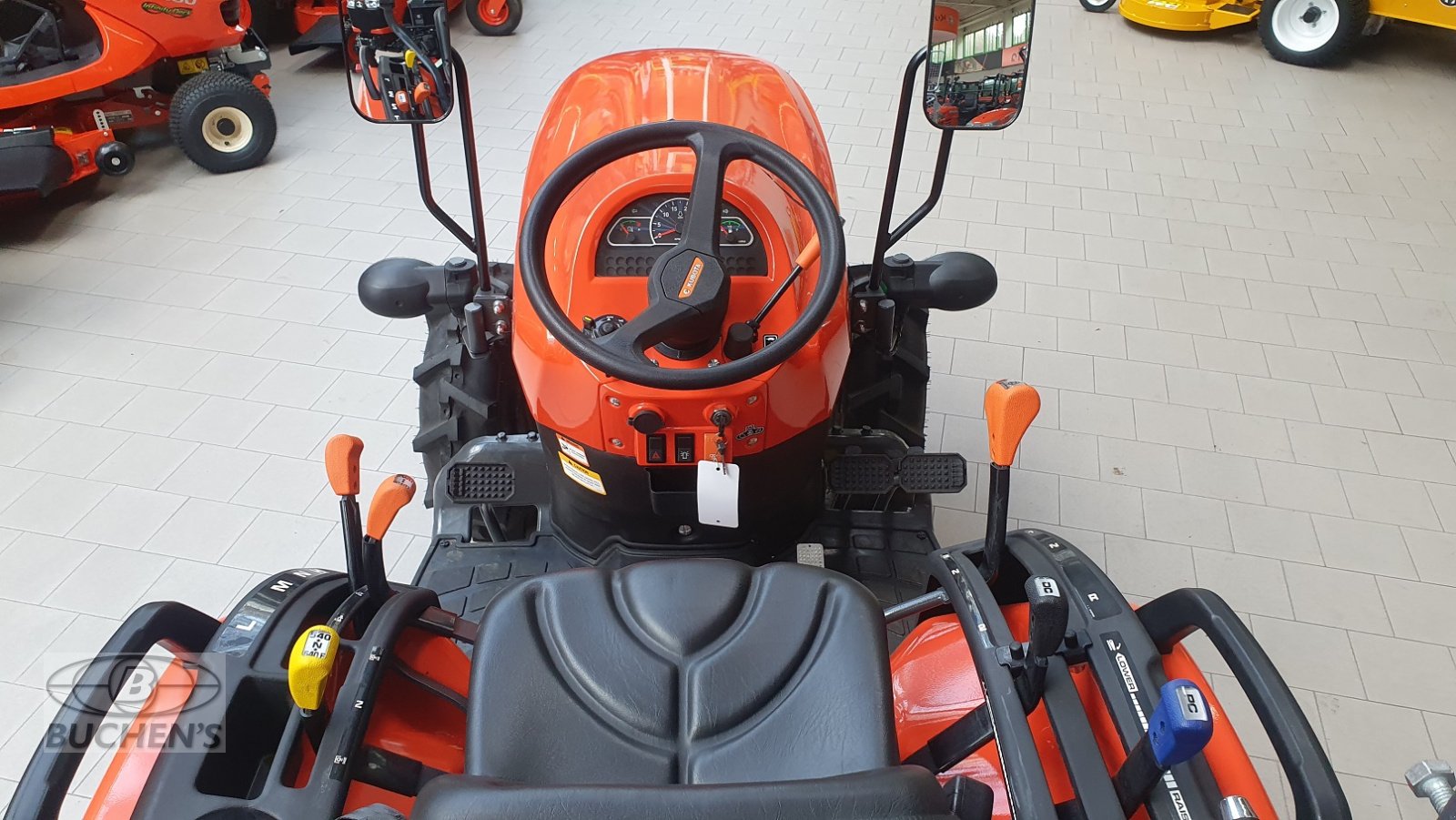 Kommunaltraktor des Typs Kubota EK1-261, Neumaschine in Olpe (Bild 12)