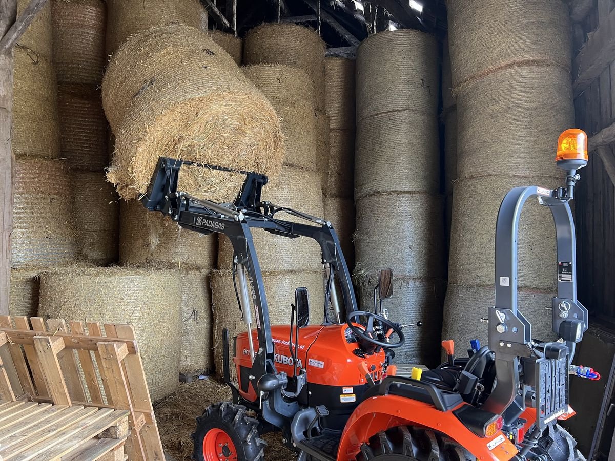 Kommunaltraktor des Typs Kubota EK1-261, Neumaschine in NATTERNBACH (Bild 13)