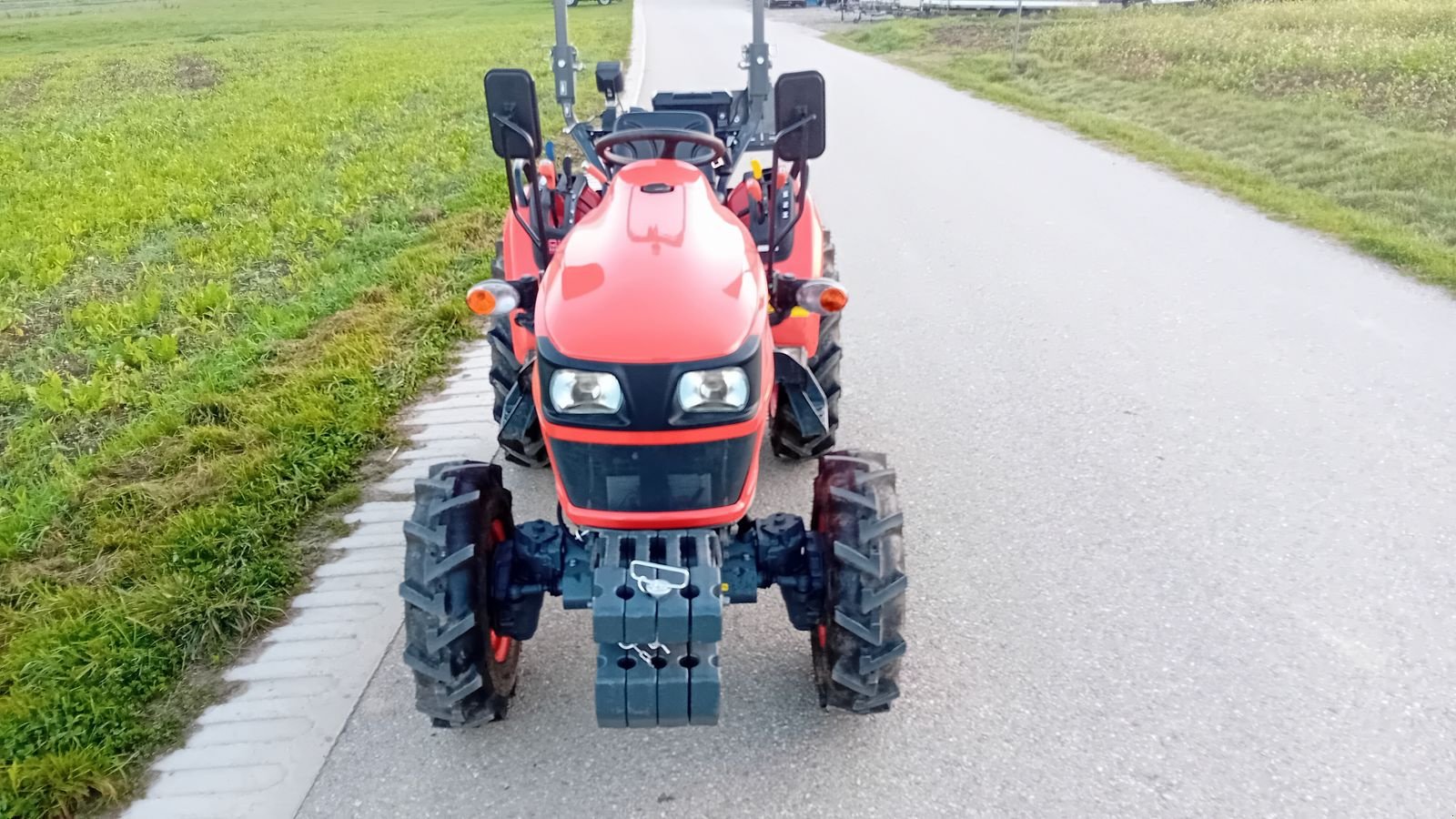 Kommunaltraktor tip Kubota EK1-261, Neumaschine in NATTERNBACH (Poză 8)