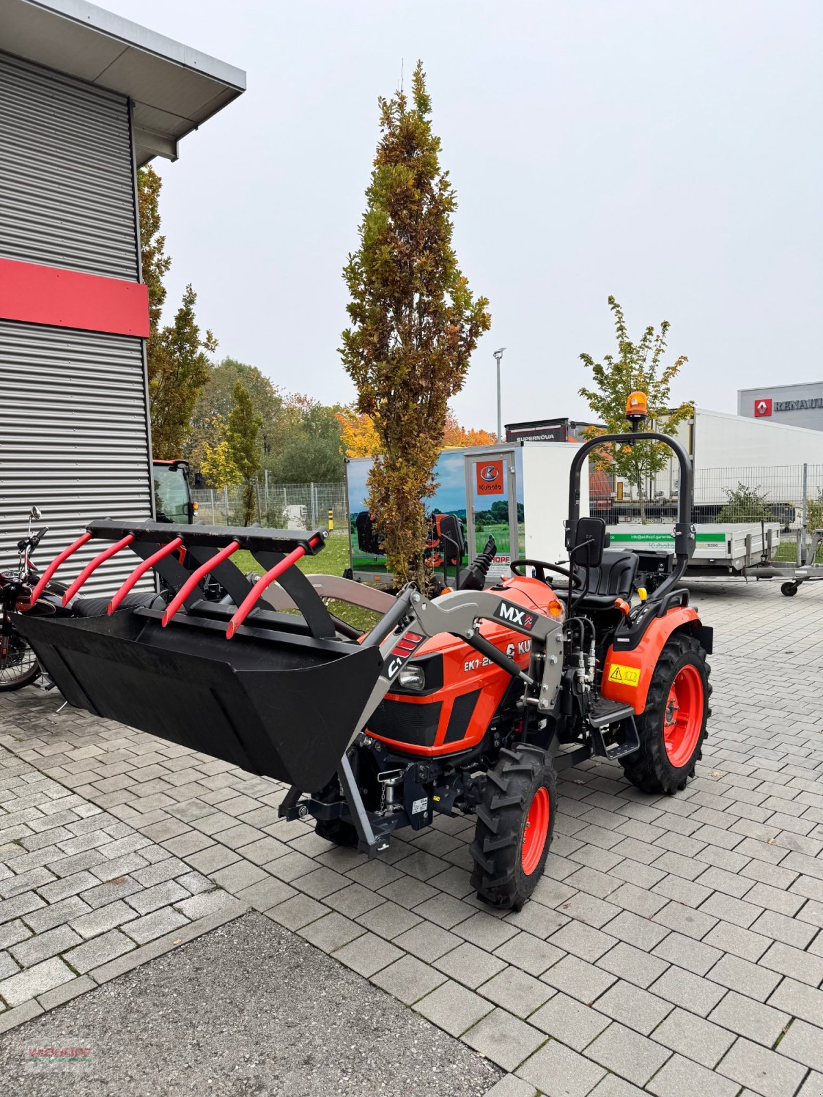 Kommunaltraktor typu Kubota EK1-261, Gebrauchtmaschine v Aschheim (Obrázek 2)