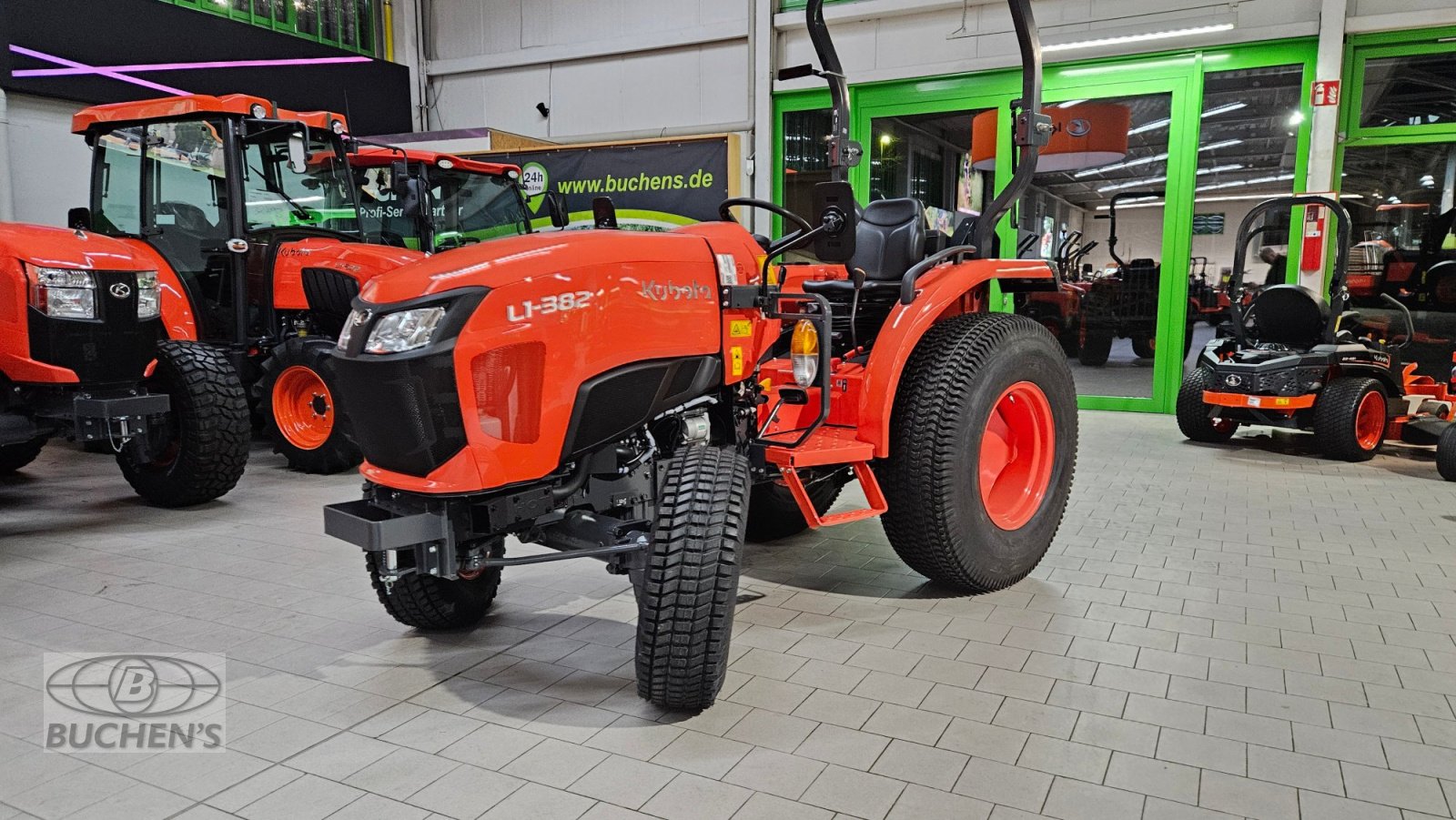 Kommunaltraktor типа Kubota L1-382 D, Neumaschine в Olpe (Фотография 3)