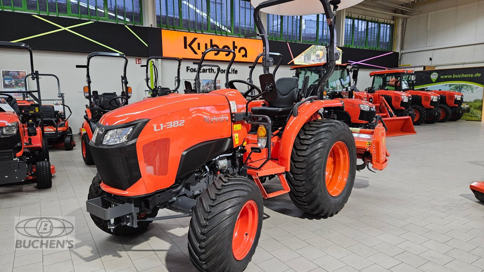 Kommunaltraktor del tipo Kubota L1-382 D, Neumaschine In Olpe (Immagine 2)