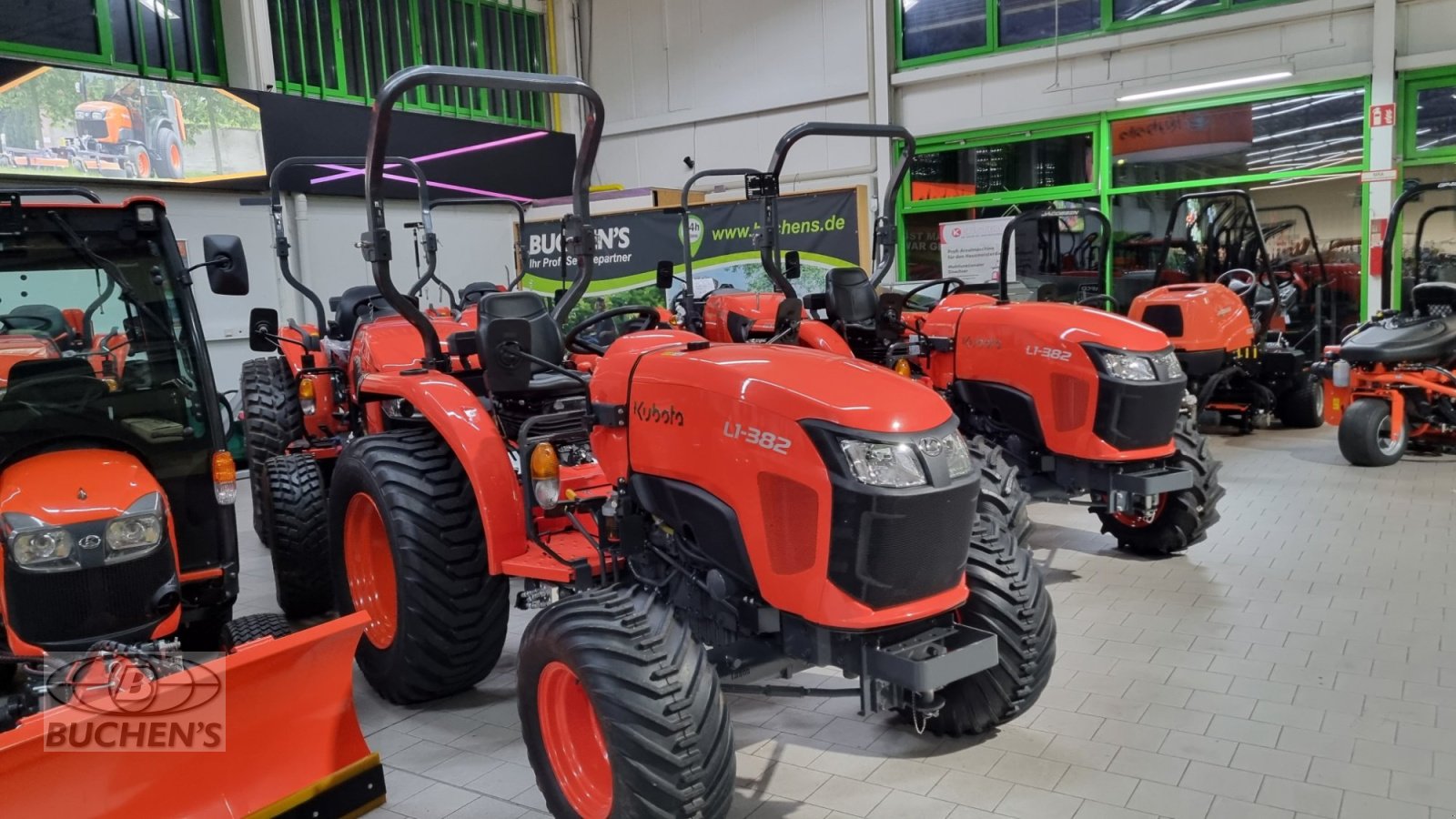 Kommunaltraktor del tipo Kubota L1-382 D, Neumaschine In Olpe (Immagine 9)