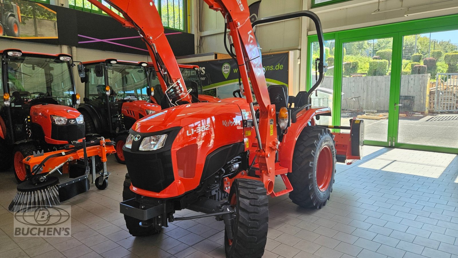 Kommunaltraktor del tipo Kubota L1-382 D, Neumaschine In Olpe (Immagine 12)