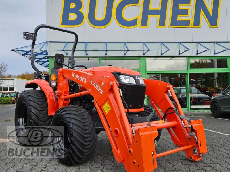 Kommunaltraktor typu Kubota L1-382 HST, Gebrauchtmaschine v Olpe