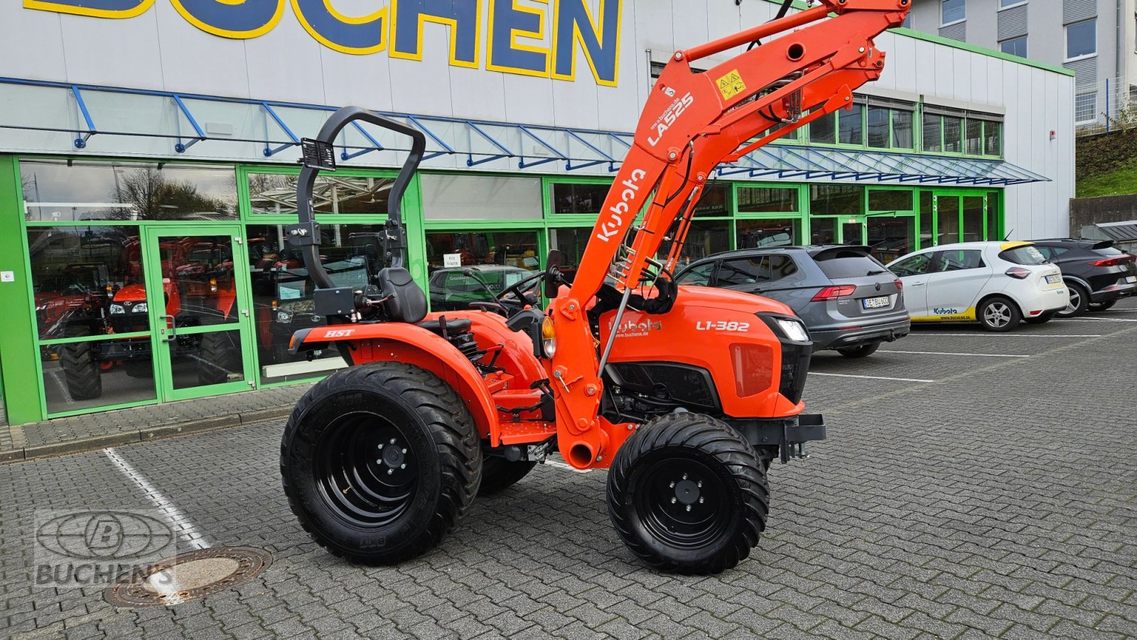 Kommunaltraktor des Typs Kubota L1-382 HST, Gebrauchtmaschine in Olpe (Bild 5)