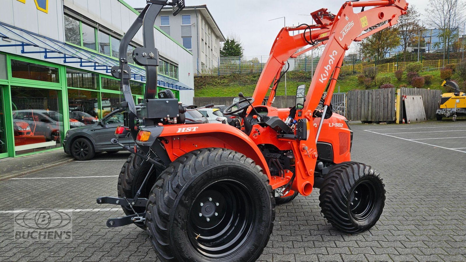 Kommunaltraktor des Typs Kubota L1-382 HST, Gebrauchtmaschine in Olpe (Bild 10)