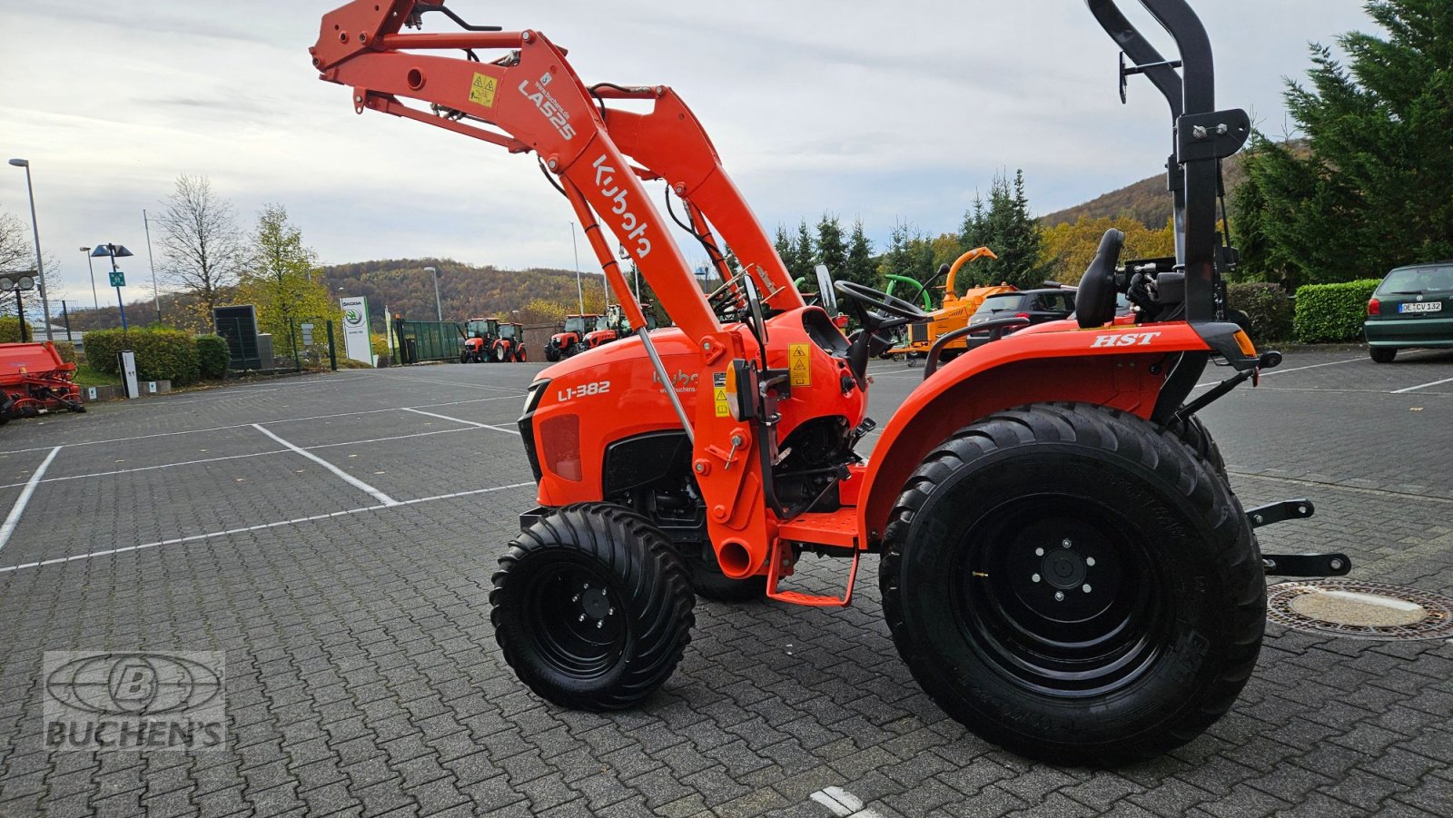Kommunaltraktor des Typs Kubota L1-382 HST, Gebrauchtmaschine in Olpe (Bild 13)