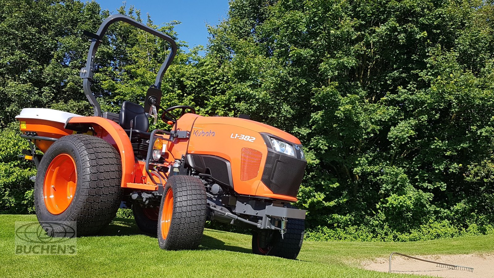 Kommunaltraktor typu Kubota L1-382 Turf, Neumaschine v Olpe (Obrázek 4)