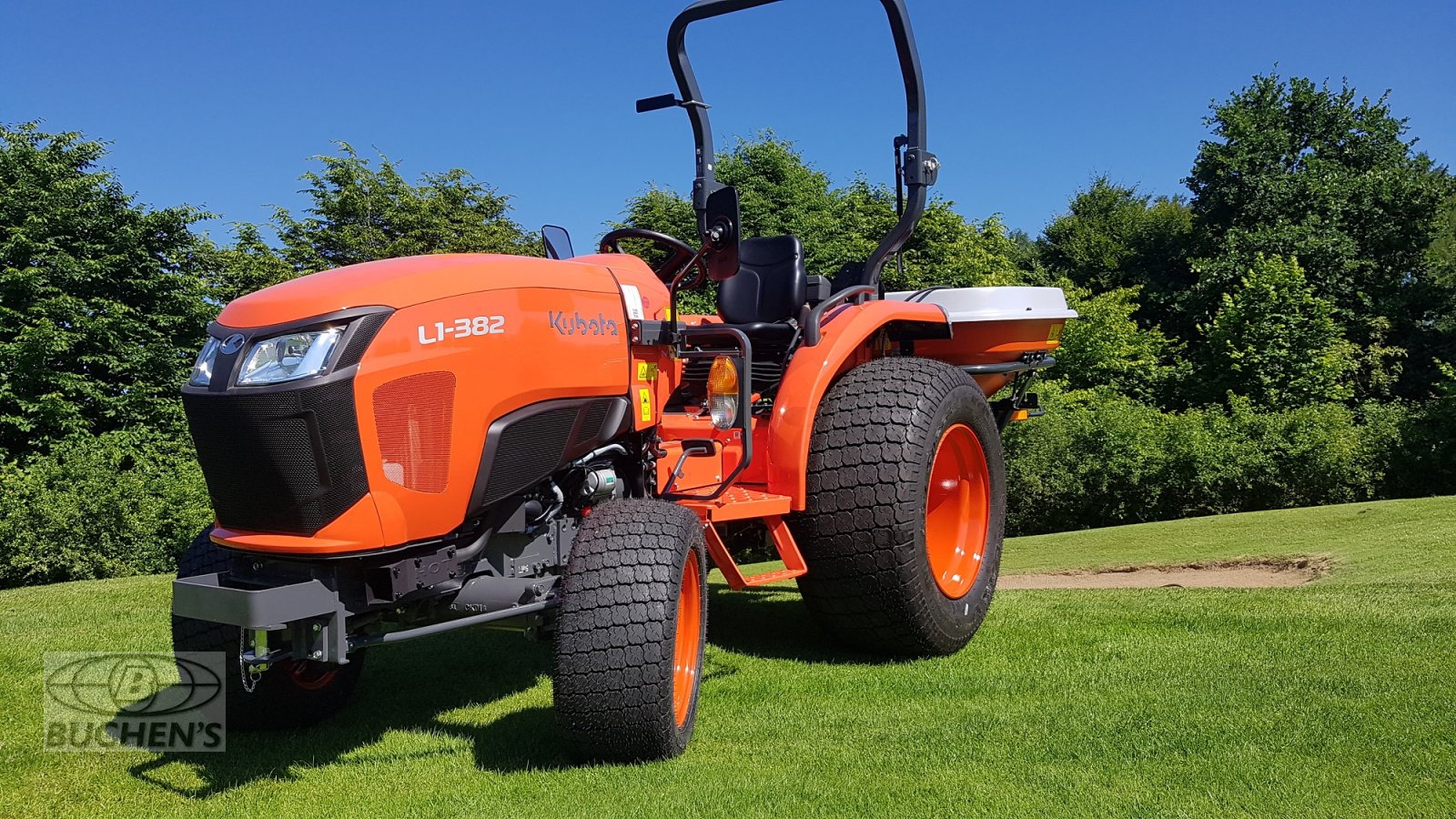 Kommunaltraktor typu Kubota L1-382 Turf, Neumaschine v Olpe (Obrázek 10)