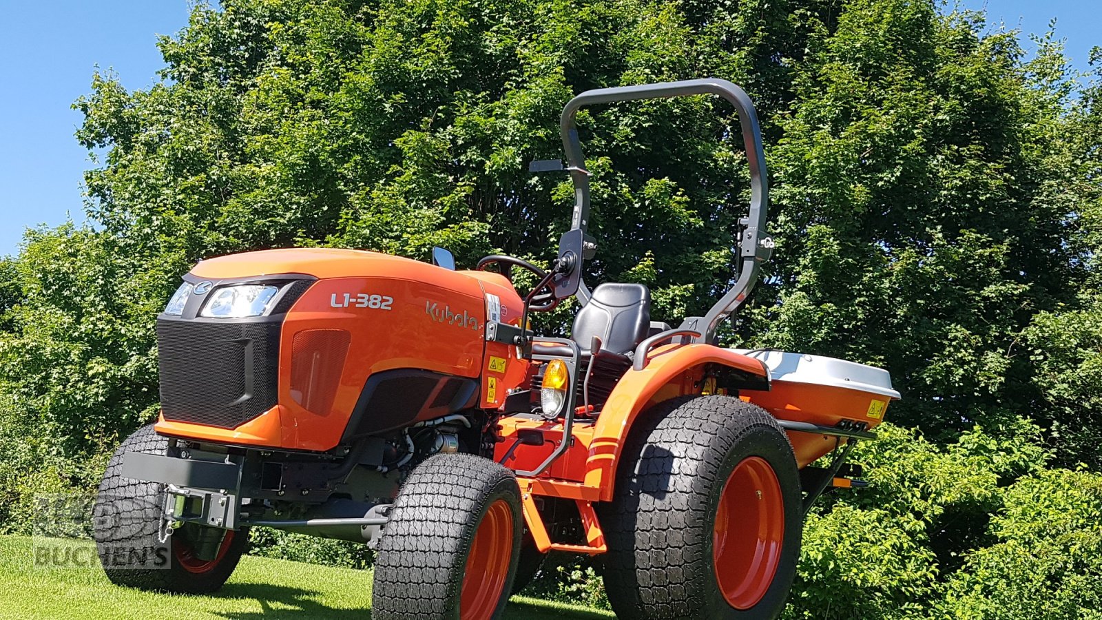 Kommunaltraktor typu Kubota L1-382 Turf, Neumaschine v Olpe (Obrázek 11)