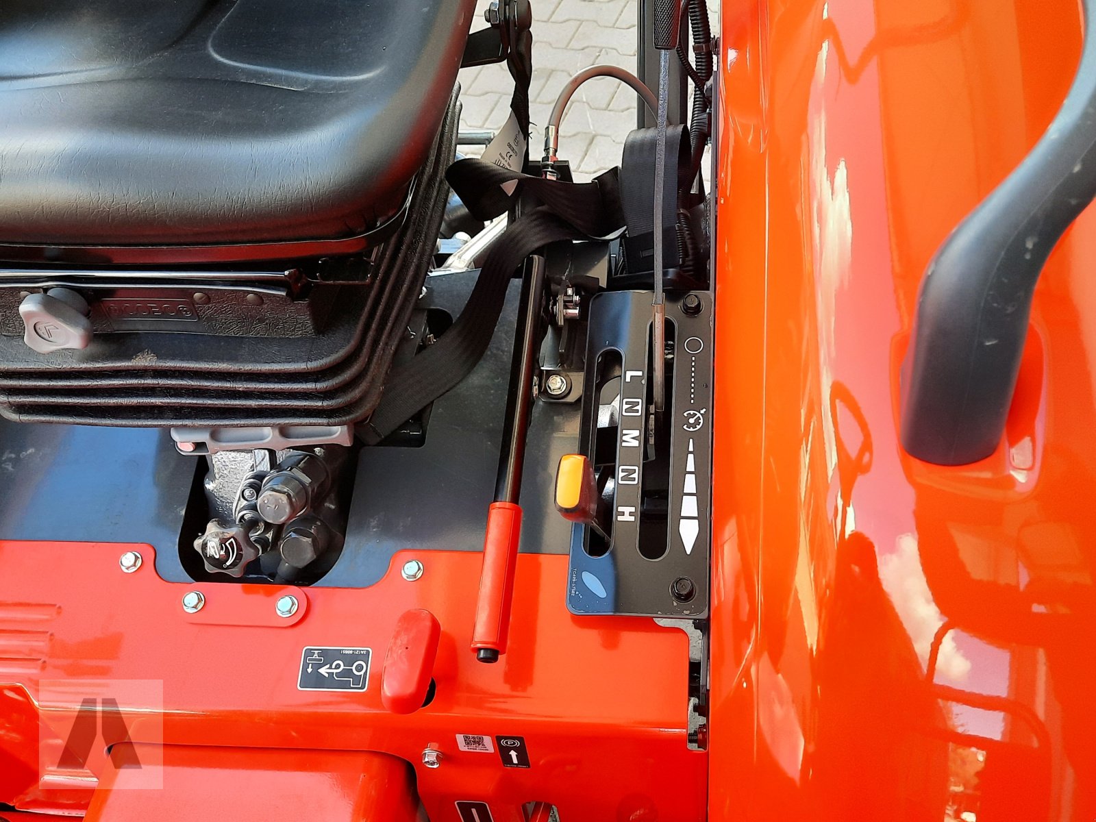 Kommunaltraktor des Typs Kubota L1-382, Neumaschine in Antdorf (Bild 11)