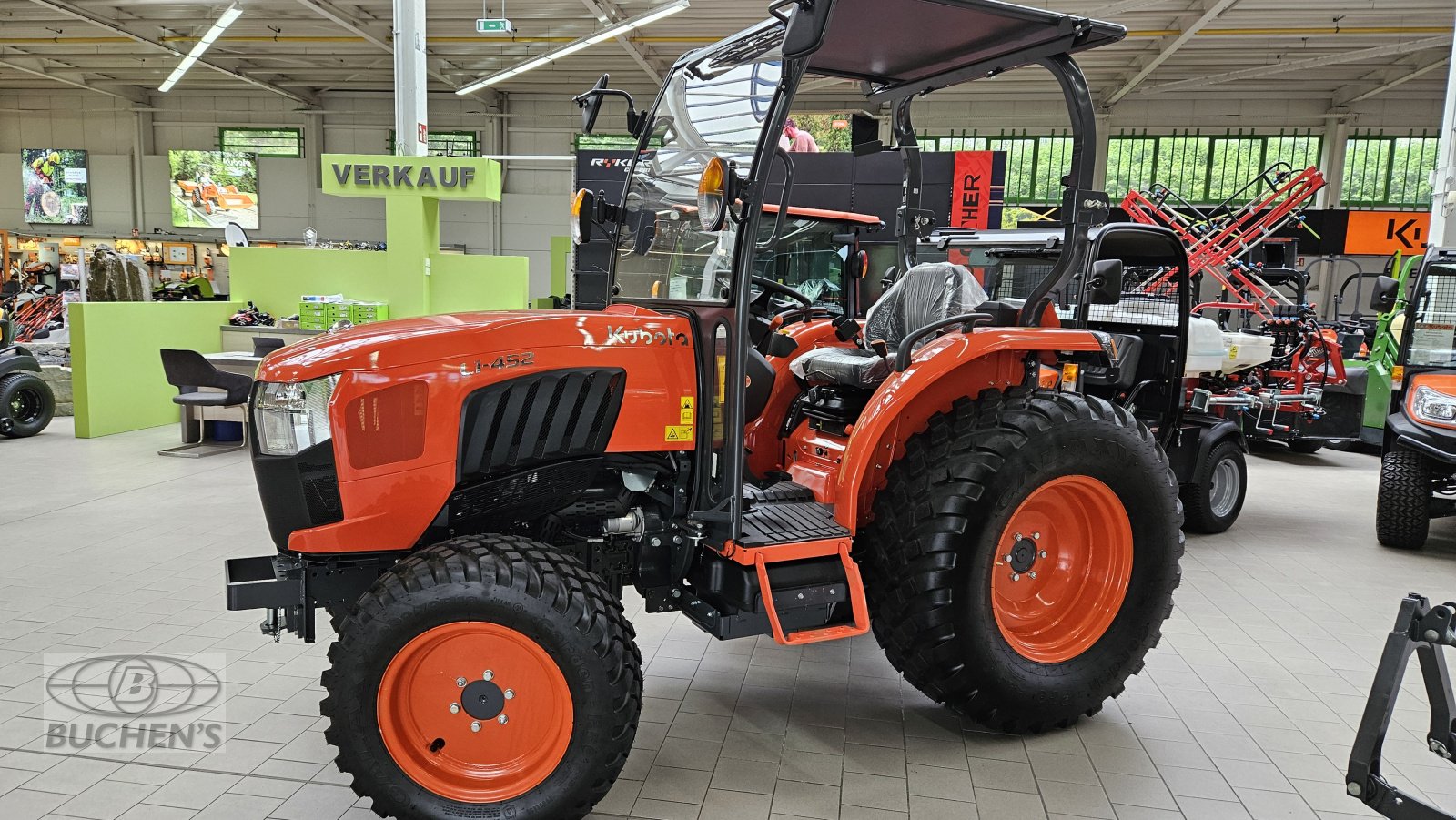 Kommunaltraktor typu Kubota L1-452 D, Neumaschine v Olpe (Obrázek 8)
