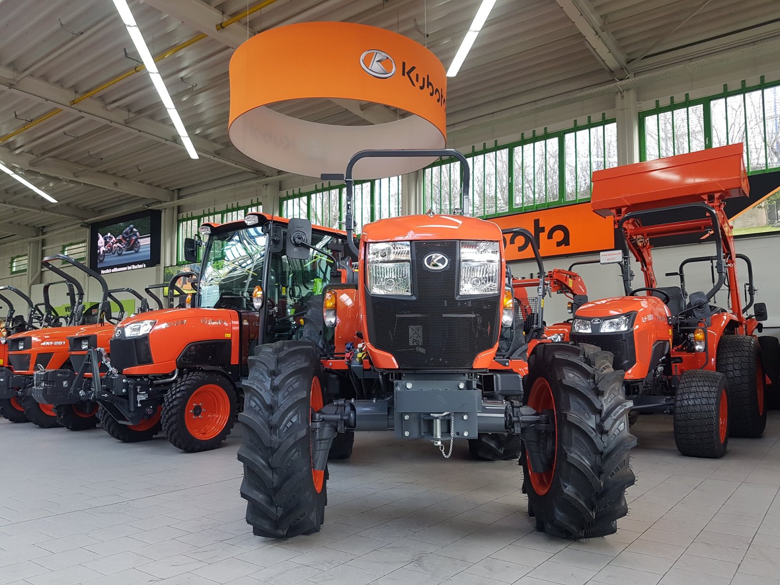 Kommunaltraktor des Typs Kubota L1-452 D, Neumaschine in Olpe (Bild 5)