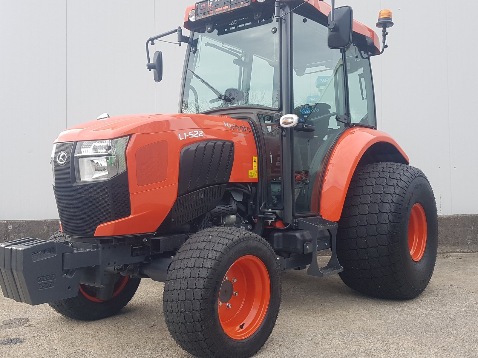 Kommunaltraktor des Typs Kubota L1-522 Turf, Neumaschine in Olpe (Bild 1)