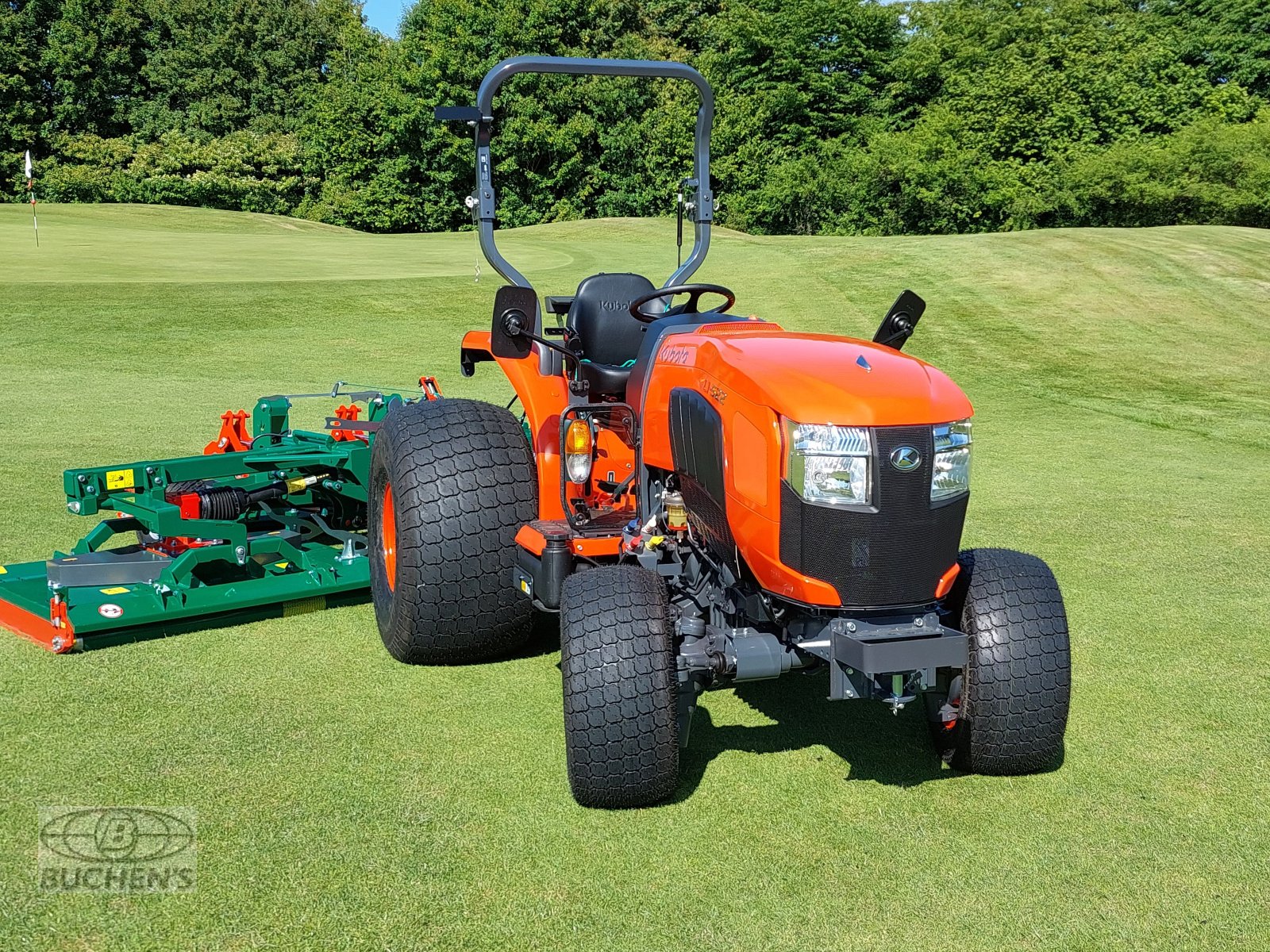 Kommunaltraktor des Typs Kubota L1-522 Turf, Neumaschine in Olpe (Bild 3)