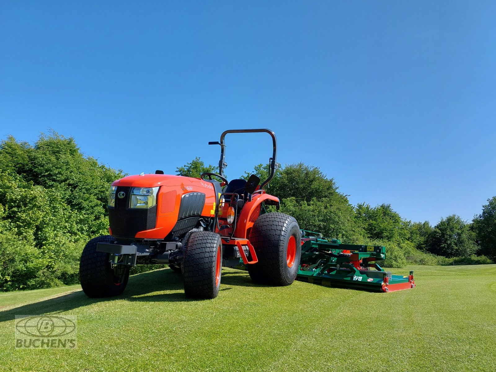 Kommunaltraktor des Typs Kubota L1-522 Turf, Neumaschine in Olpe (Bild 4)