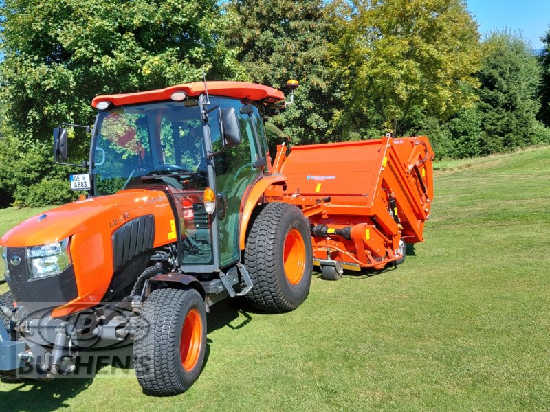Kommunaltraktor des Typs Kubota L2-452 H CAB, Gebrauchtmaschine in Olpe (Bild 1)