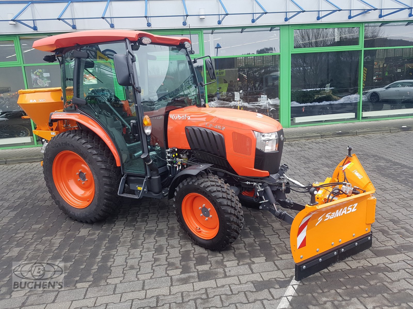 Kommunaltraktor des Typs Kubota L2-452 H Winterdienstpaket, Neumaschine in Olpe (Bild 10)
