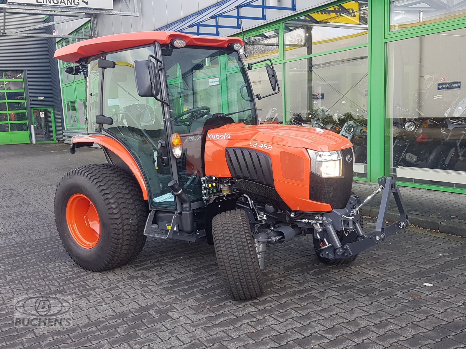 Kommunaltraktor des Typs Kubota L2-452D ab 0,99%, Neumaschine in Olpe (Bild 2)