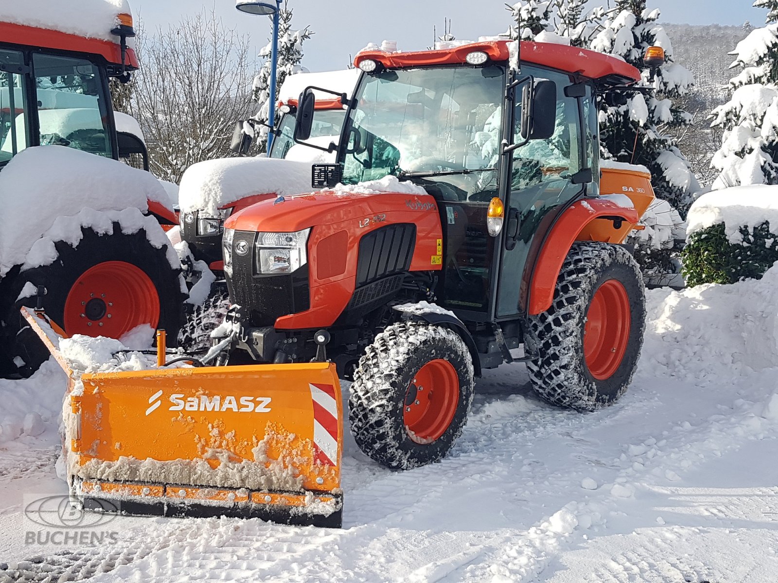 Kommunaltraktor des Typs Kubota L2-452H CAB Winterdienstpaket ab 0,99%, Neumaschine in Olpe (Bild 8)