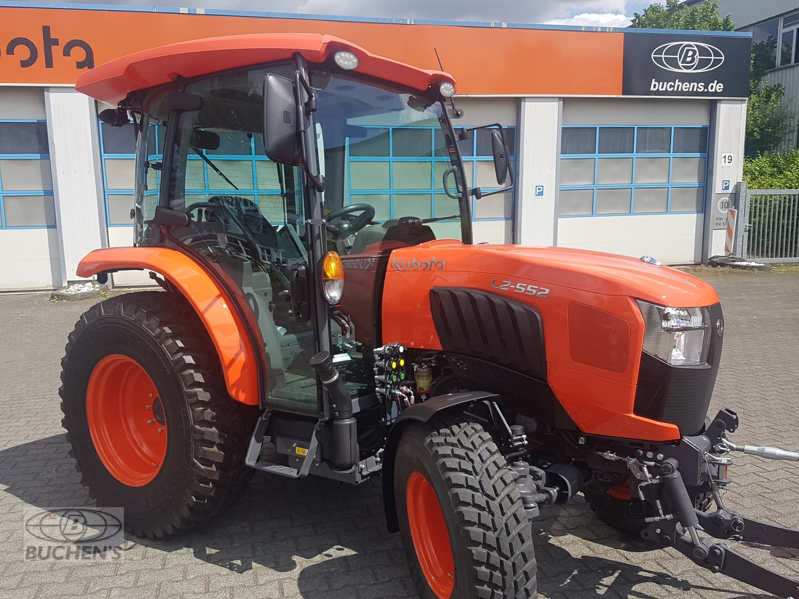 Kommunaltraktor typu Kubota L2-552 H CAB Winterdienstpaket, Neumaschine v Olpe (Obrázek 11)