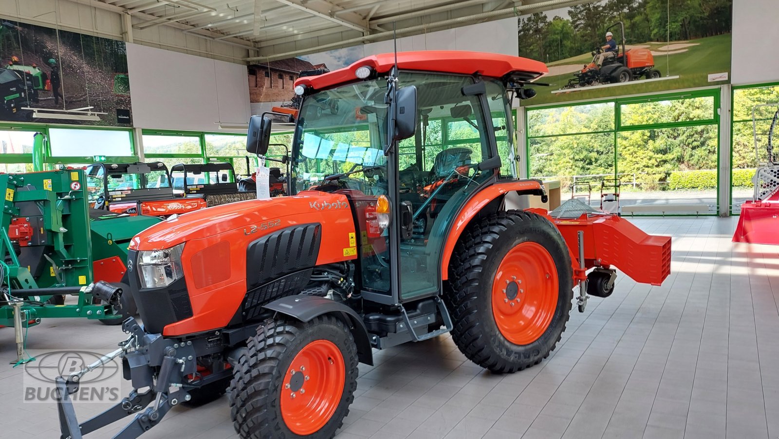 Kommunaltraktor del tipo Kubota L2-552, Neumaschine In Olpe (Immagine 2)