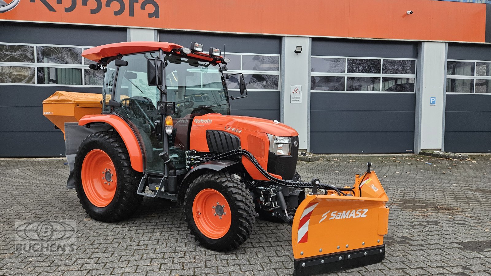 Kommunaltraktor des Typs Kubota L2-622 Winterdienst, Neumaschine in Olpe (Bild 1)