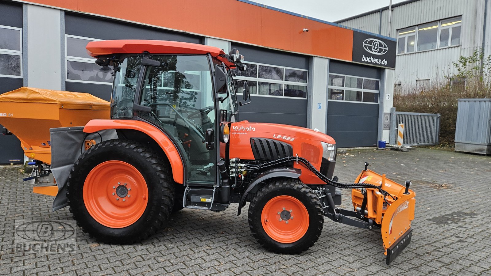 Kommunaltraktor des Typs Kubota L2-622 Winterdienst, Neumaschine in Olpe (Bild 7)