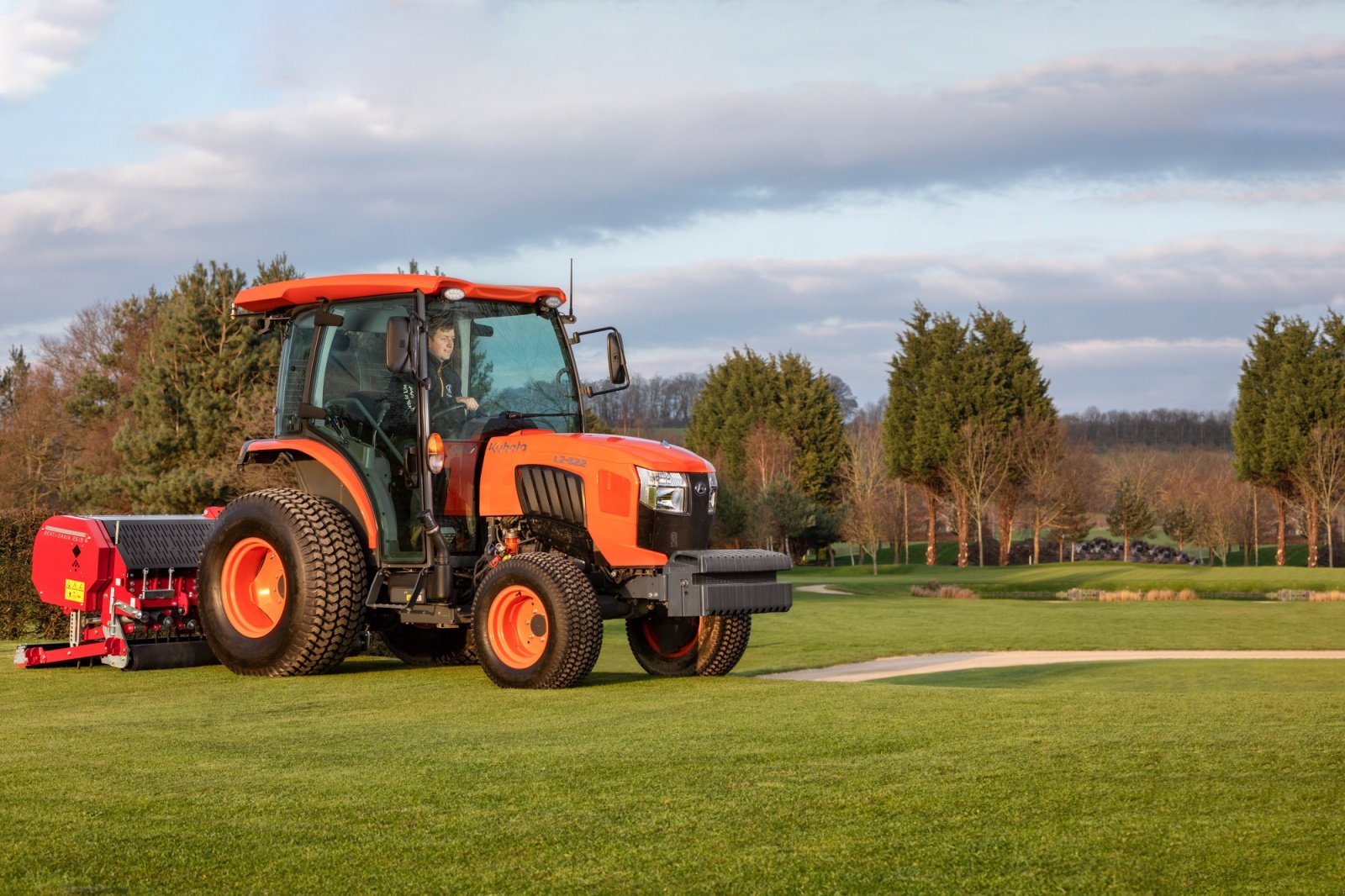 Kommunaltraktor typu Kubota L2-622, Neumaschine v Olpe (Obrázok 8)