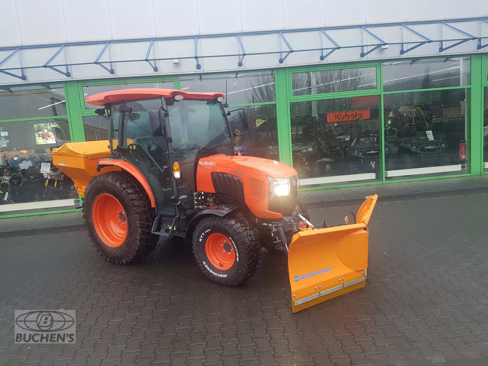 Kommunaltraktor des Typs Kubota L2-662  Winterdienstpaket, Neumaschine in Olpe (Bild 5)