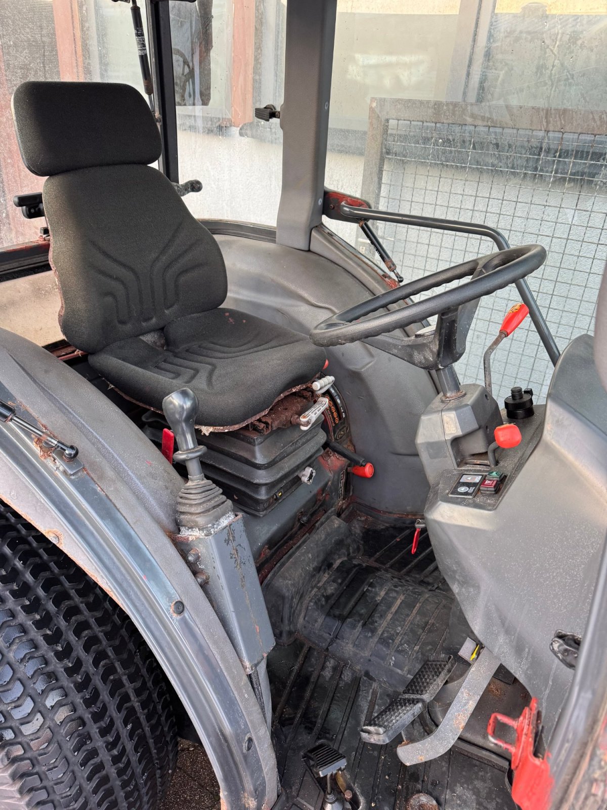 Kommunaltraktor типа Kubota L4630 Allrad Traktor Schlepper Frontkraftheber Frontzapfwelle, Gebrauchtmaschine в Bühl (Фотография 10)