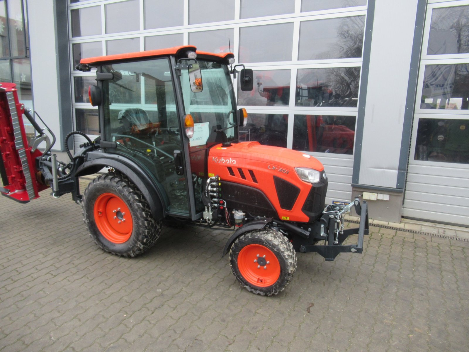 Kommunaltraktor tipa Kubota LX 351 C, Neumaschine u Waischenfeld (Slika 2)