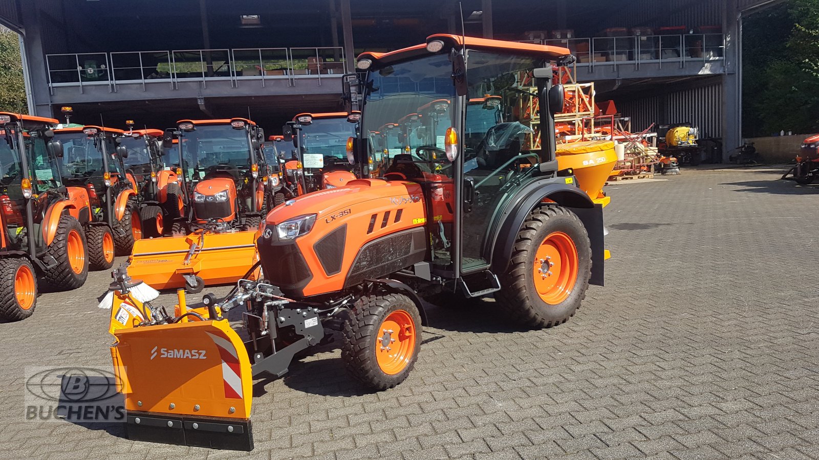 Kommunaltraktor typu Kubota LX351 CAB Winterdienstpaket, Neumaschine v Olpe (Obrázek 2)