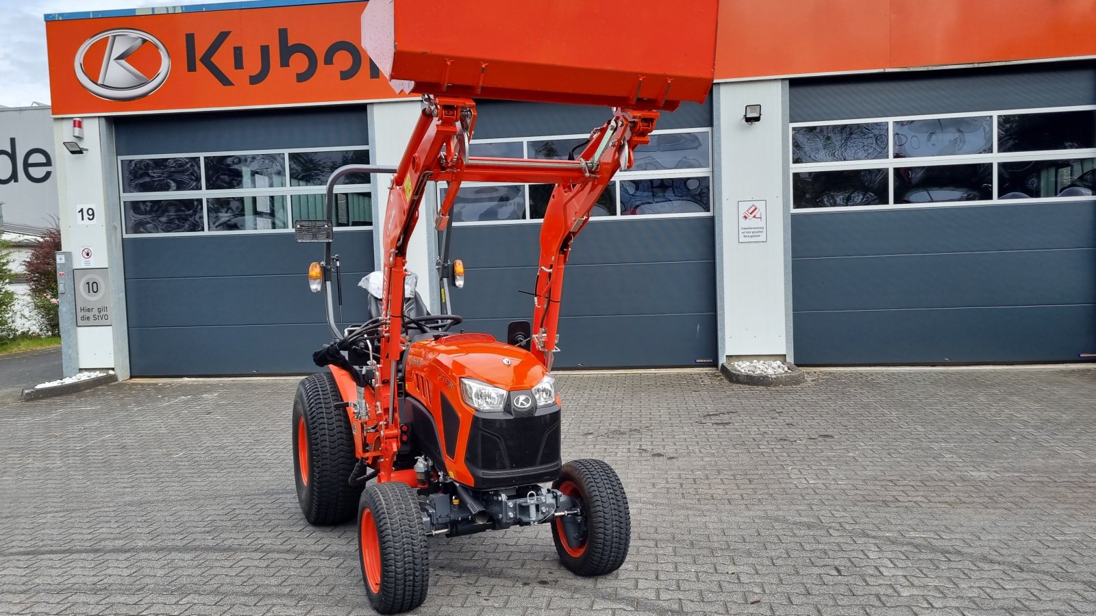 Kommunaltraktor typu Kubota LX351 Frontlader, Neumaschine v Olpe (Obrázek 4)