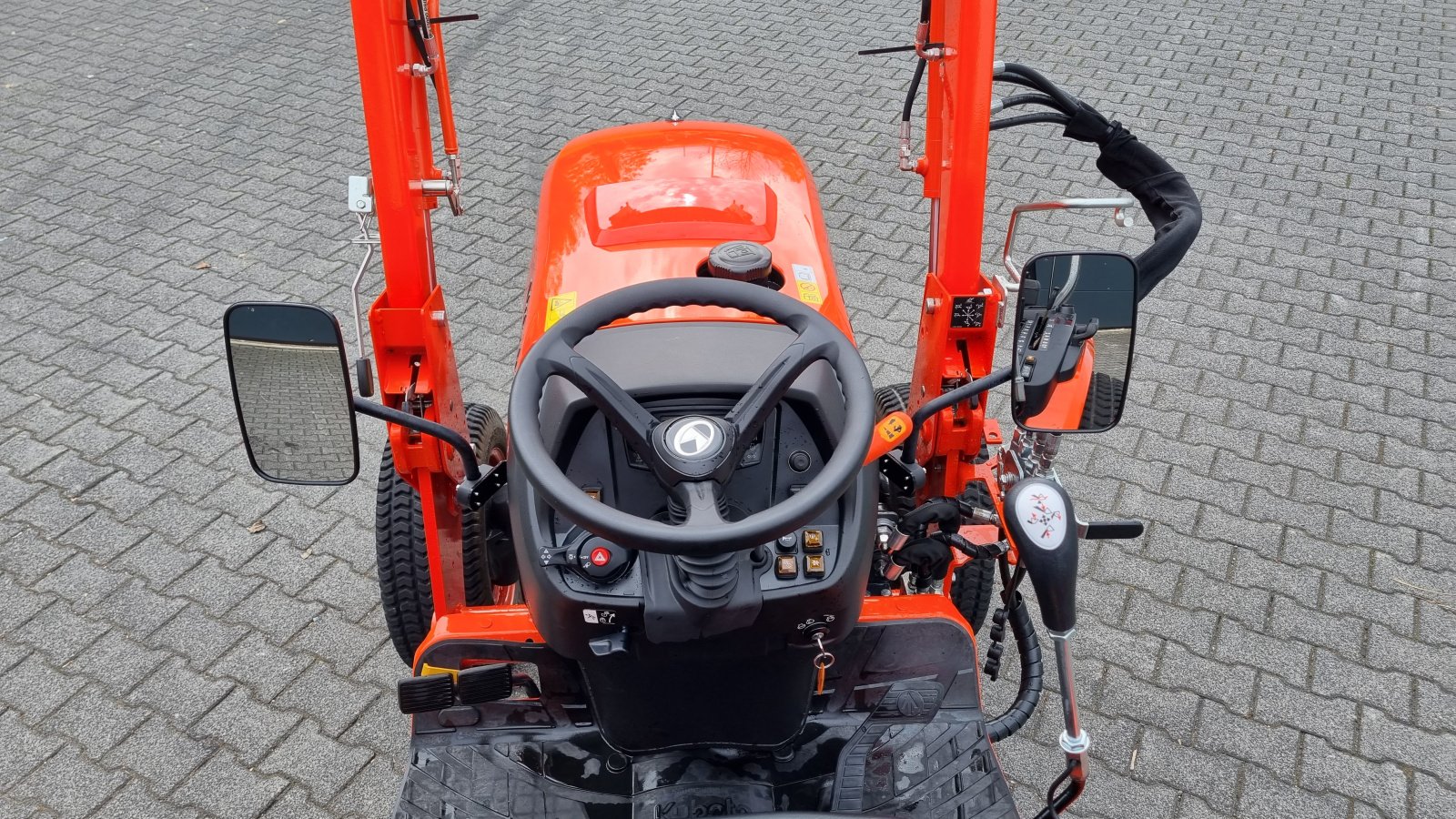 Kommunaltraktor typu Kubota LX351 Frontlader, Neumaschine v Olpe (Obrázek 8)