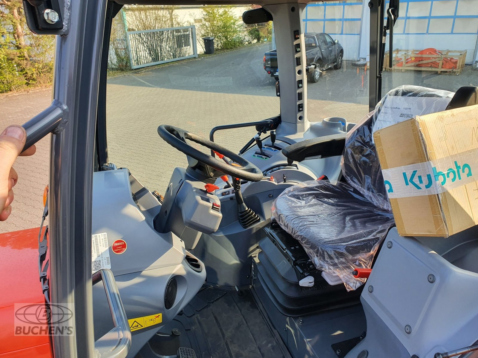 Kommunaltraktor del tipo Kubota M4-073 CAB 36x36, Neumaschine In Olpe (Immagine 9)