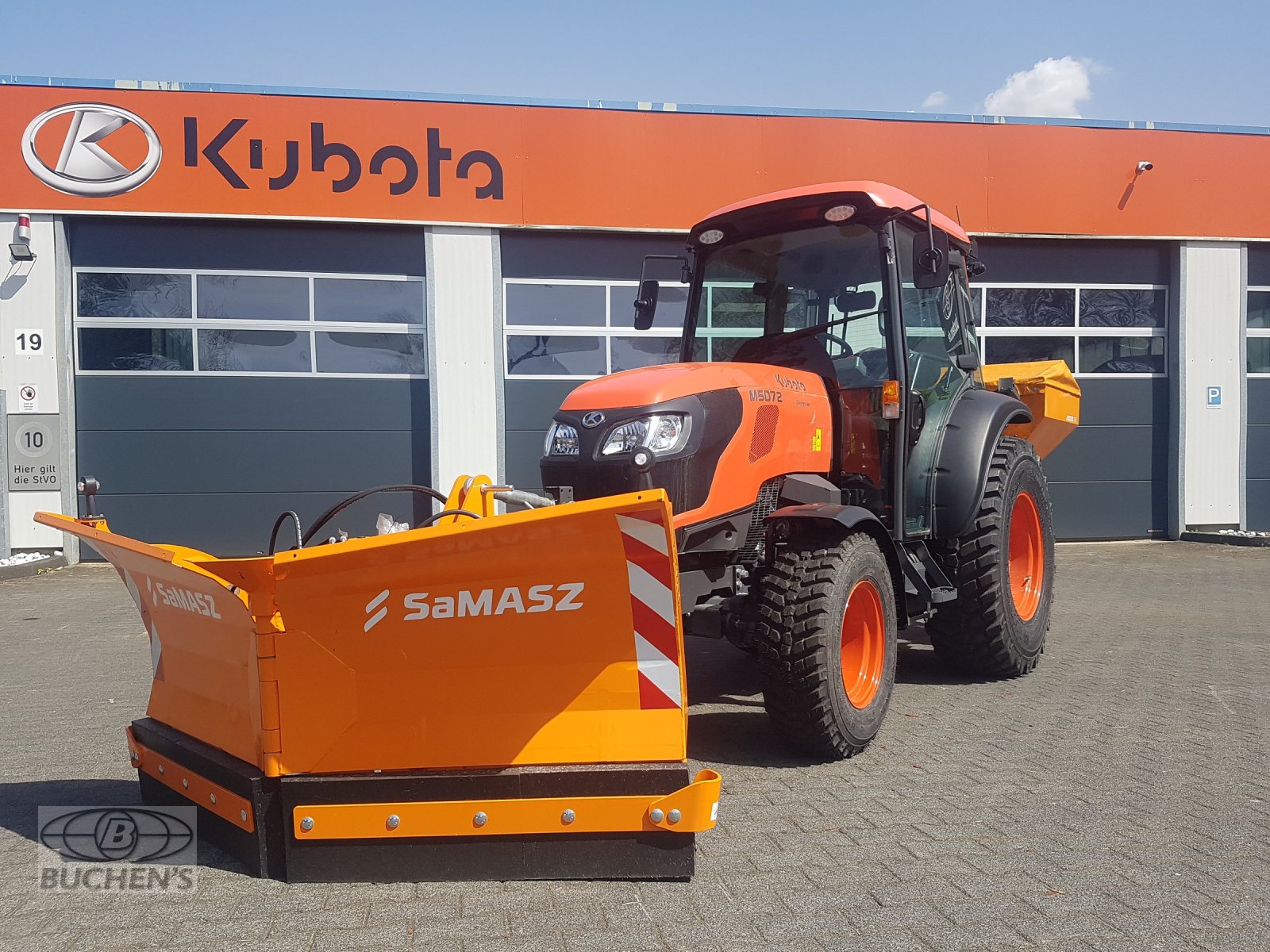 Kommunaltraktor des Typs Kubota M5072 Narrow Winterdienstpaket, Neumaschine in Olpe (Bild 4)