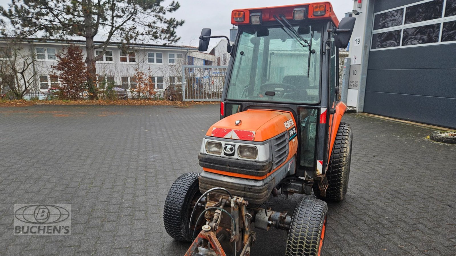 Kommunaltraktor des Typs Kubota STa-30, Gebrauchtmaschine in Olpe (Bild 5)