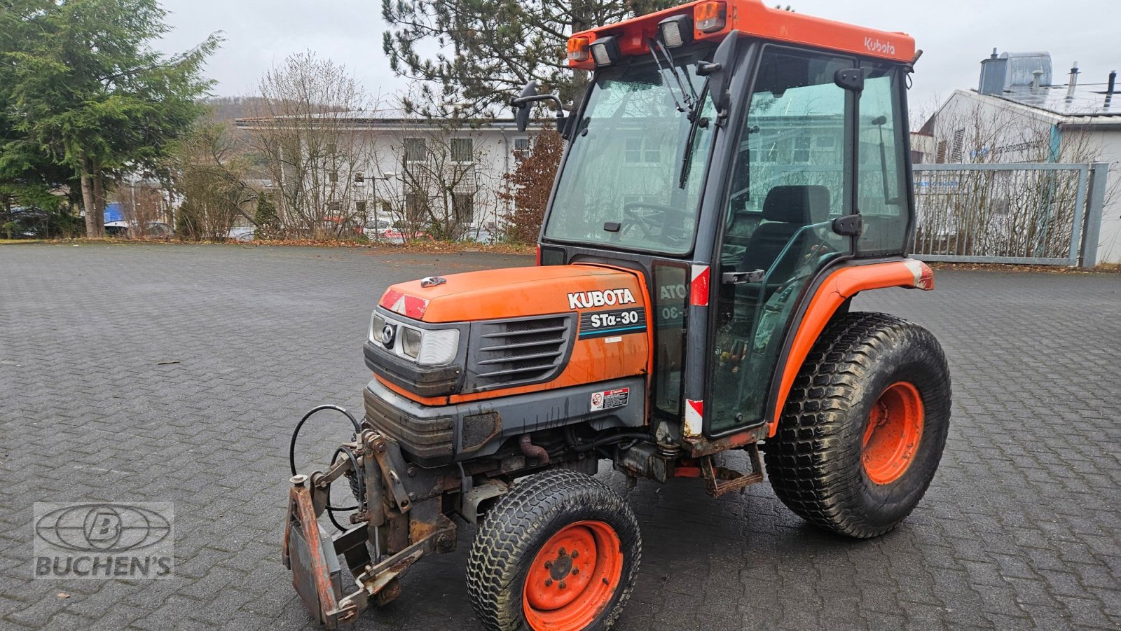 Kommunaltraktor des Typs Kubota STa-30, Gebrauchtmaschine in Olpe (Bild 8)